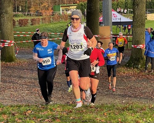 Eine Silber- und zwei Bronzemedaillen für das Laufteam des SV Oberkollbach bei der Cross-DM in Riesenbeck