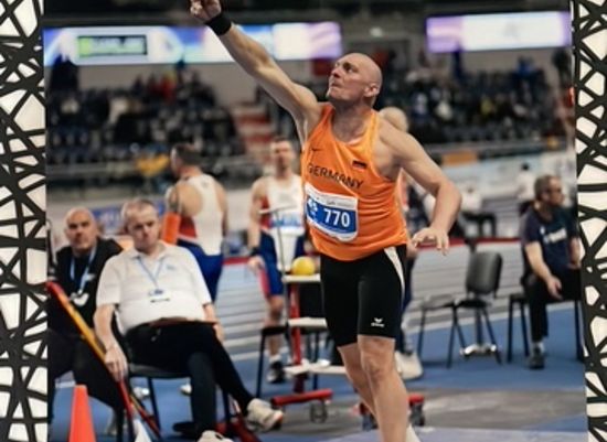 Starker Auftritt bei den Masters-EM in Toruń: Benjamin Hartmann überzeugt im Fünfkampf und über 60 m Hürden