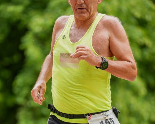 Deutsche Meisterschaften 24-Stundenlauf Gotha Sensationelle Silbermedaille für Friedemann Hecke 