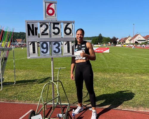 Yemisi Ogunleye katapultiert Kugel auf 19,31m